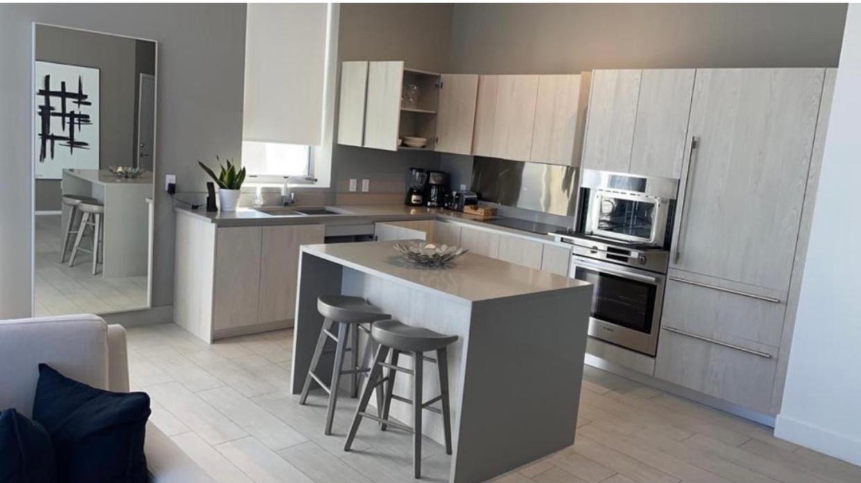 Espectacular Condo Esquina Beach House Hollywood Apartamento Luaran gambar
